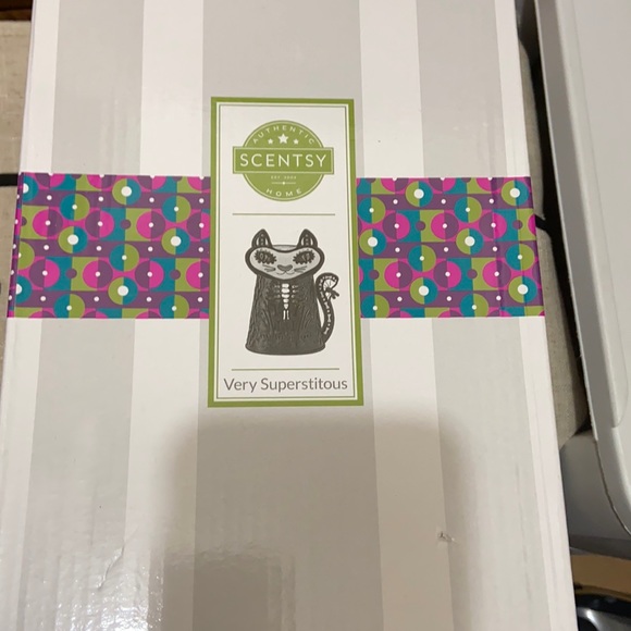 Scentsy brand new - Picture 1 of 1